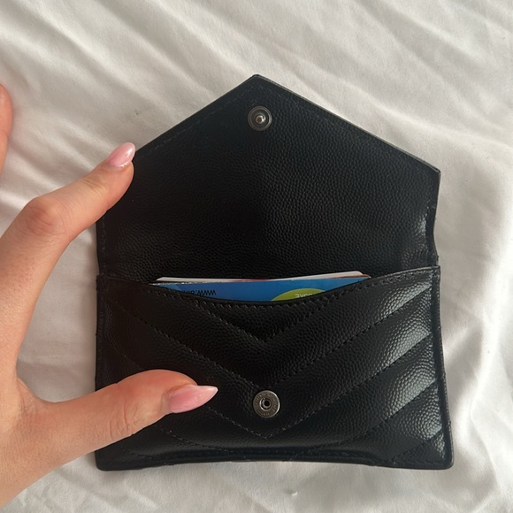 SAINT LAURENT WALLET CASSANDRE MATELASSÉ FRAGMENTS FLAP CARD CASE - Picture 10 of 10